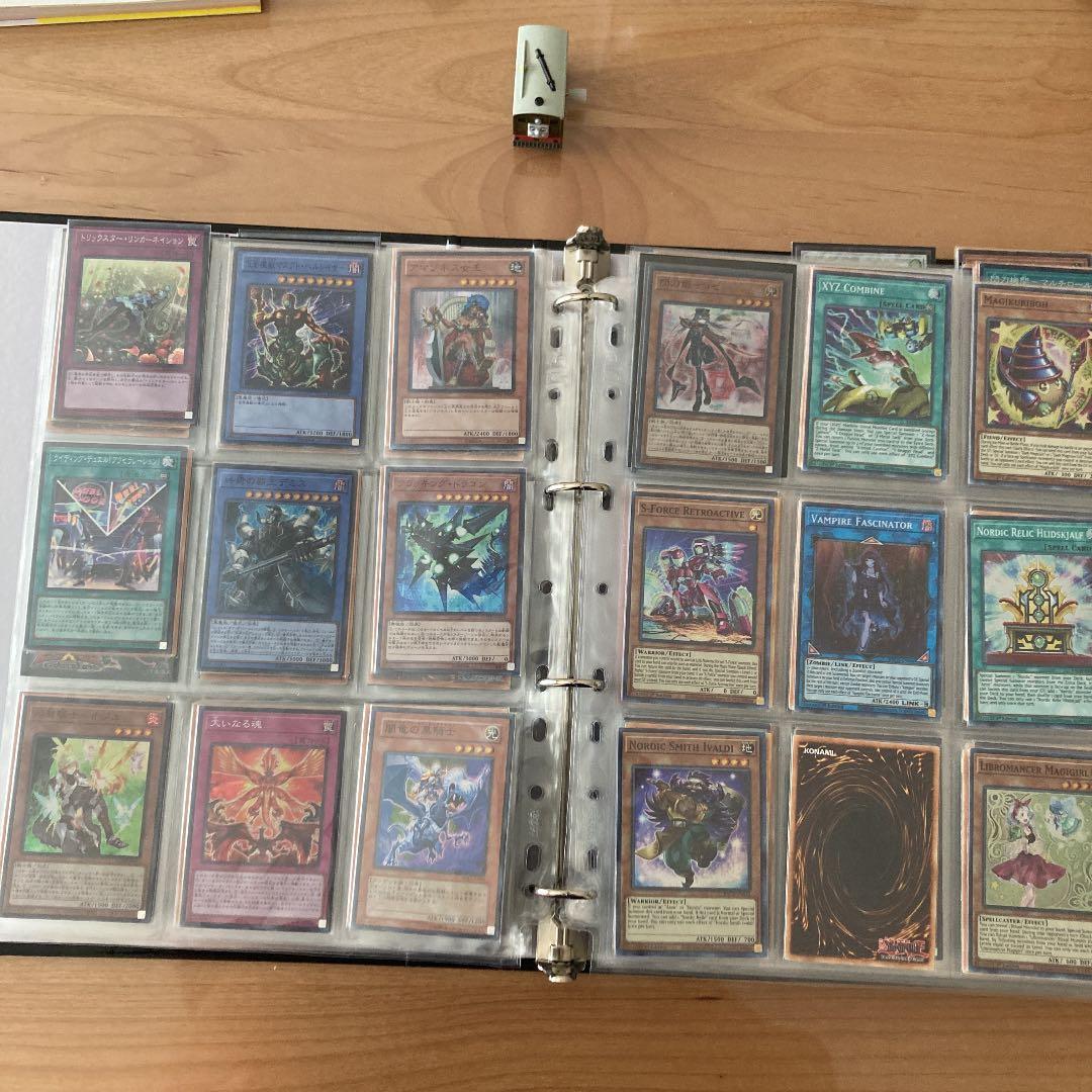 遊戯王　レアカードまとめ売り！ファイル付　引退