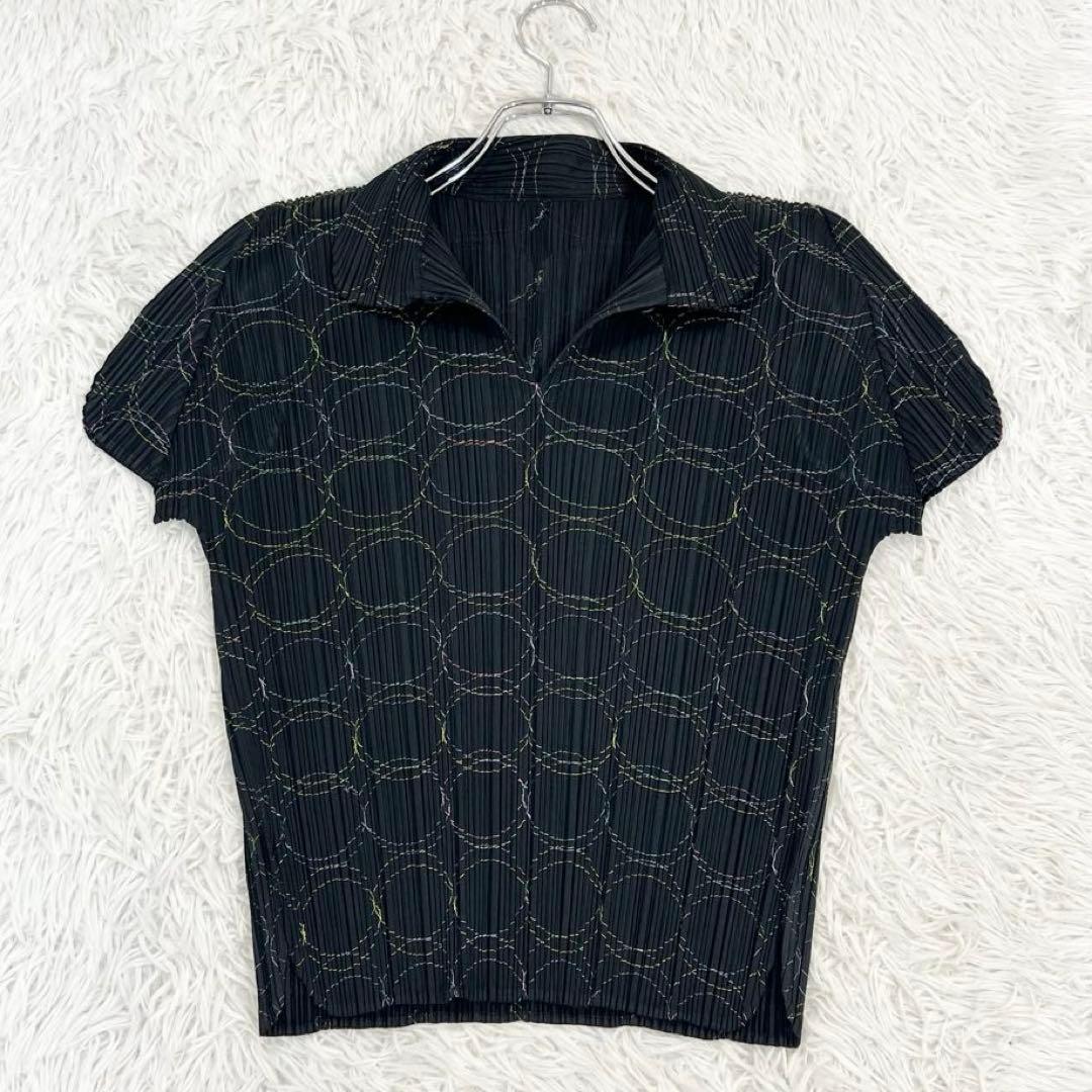 PLEATS PLEASEサークル刺繍 丸襟カットソー　半袖　変形スリーブ