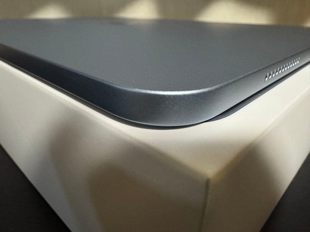 13インチiPad Air M3 Wi-Fiモデル 128GB -ブルー　極美品