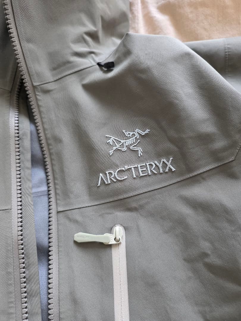 トップス ARC'TERYX ALPHA SV JACKET