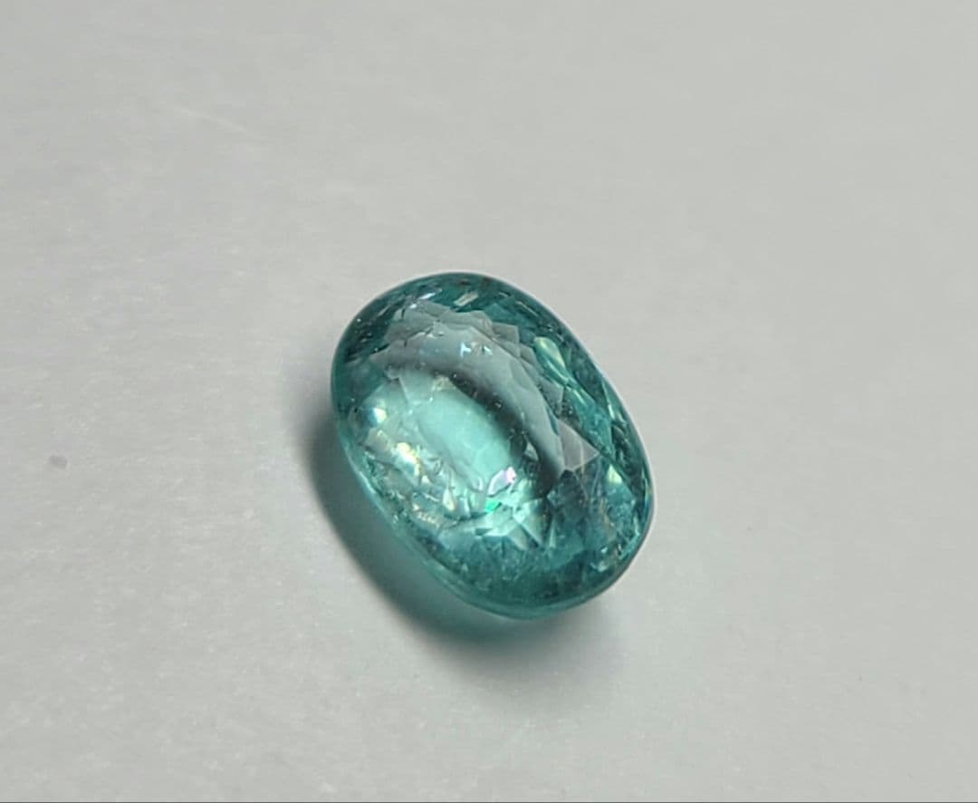 美しい南国の海!!★モザンビーク産パライバトルマリンレインボー入り★