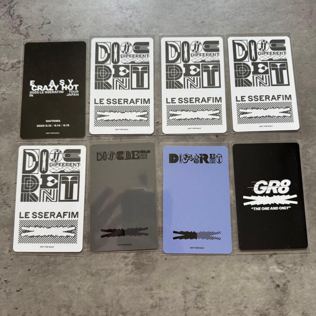 LESSERAFIM サクラ DIFFERENT ラキドロ トレカ　8枚