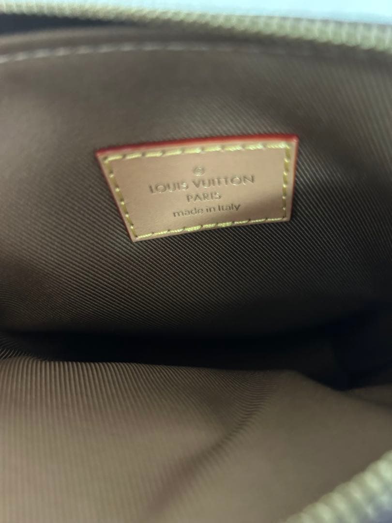 ⭐︎極美品⭐︎Louis Vuitton ユーティリティクロスボディバック