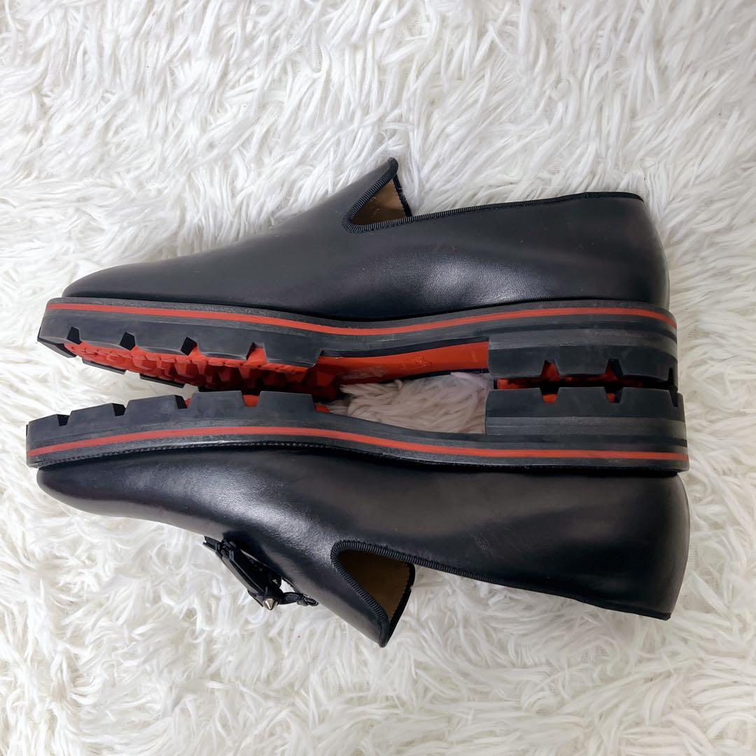 Christian Louboutin タッセルローファー 黒 赤ソール　ラグ