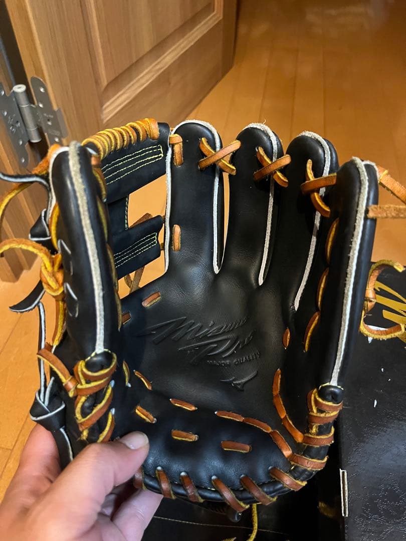 ミズノプロ　硬式　サイズ9 型付け済み
