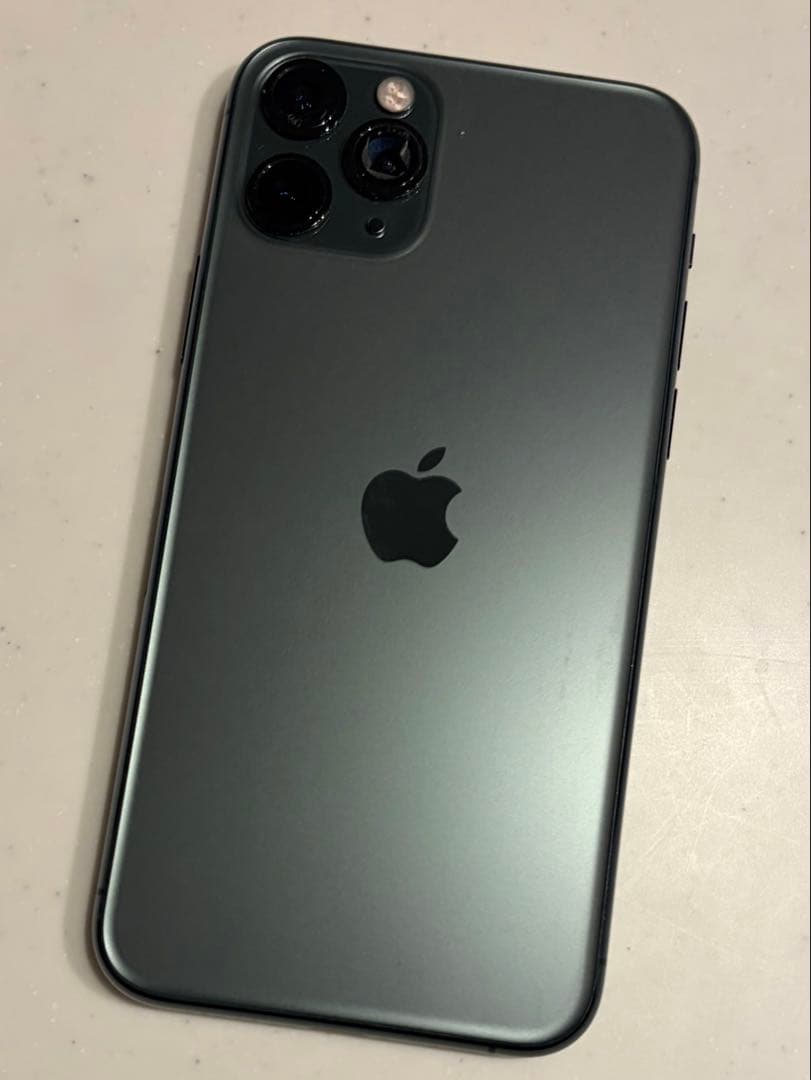 Apple iPhone 11 Pro 本体 ミッドナイトグリーン