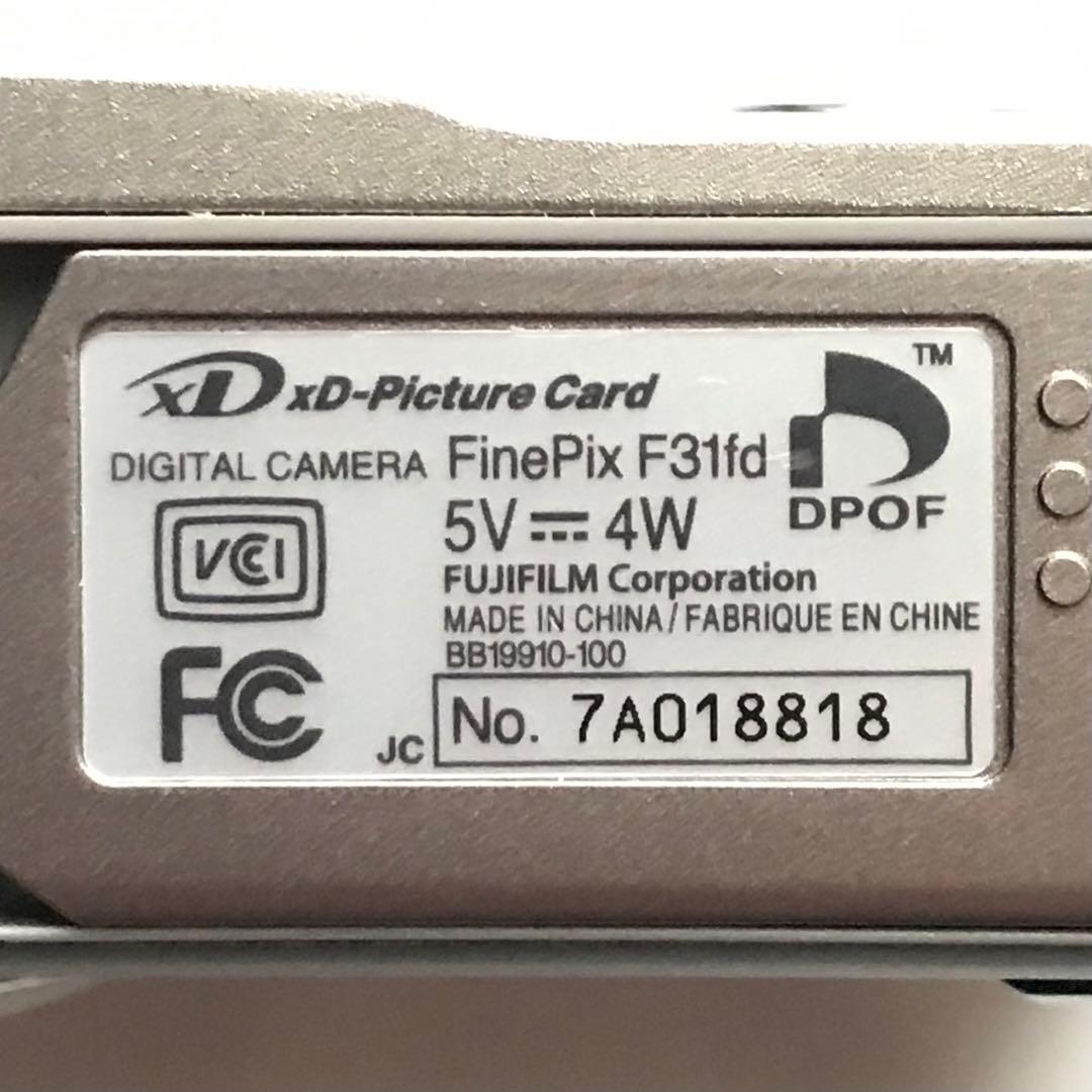 FUJIFILM FinePix F31fd デジカメ 付属品完備 xDカード付
