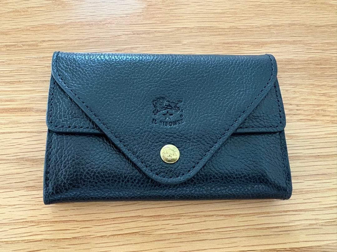 イルビゾンテ カードケース 黒 ブラック レザー シボ革