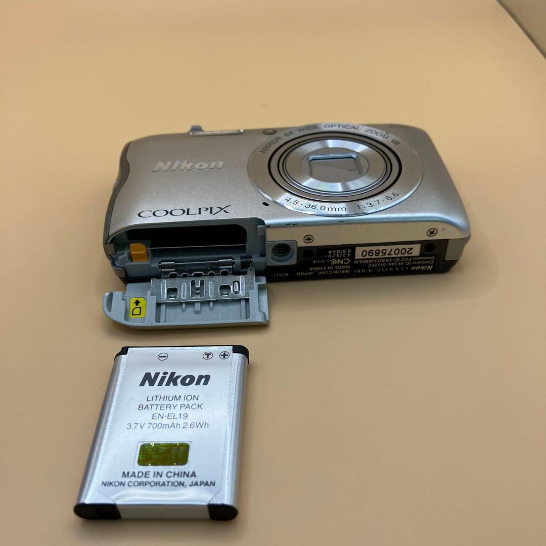 Nikon COOLPIX A300 デジカメ 1896