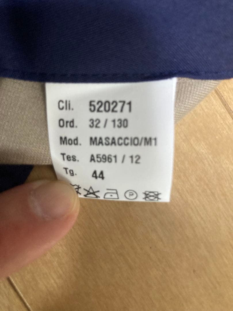 【yagis】新品（試着のみ）ジャブスアルキヴィオ マサッチョ ベージュ