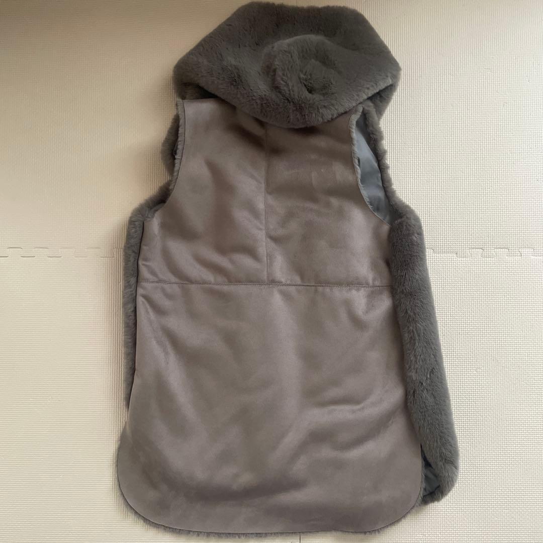 【値下げ】PASSIONE パシオーネ　フェークファー　フード付きベスト