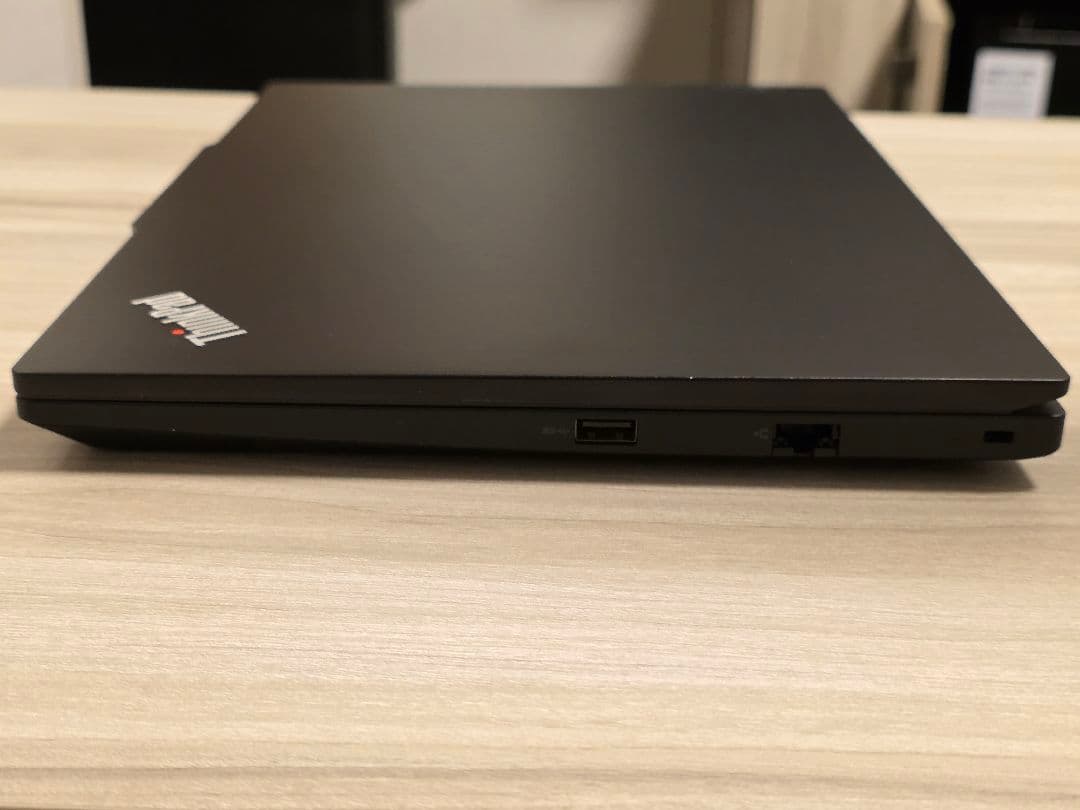 Lenovo ThinkPad E14 Gen5 R7メモリ24GB