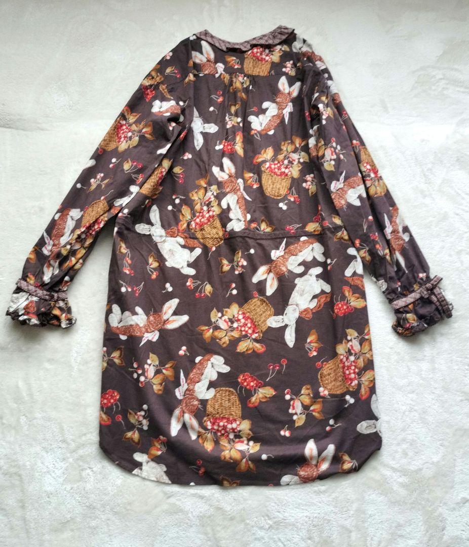 美品オータムチェリーとうさぎプリント×ローンチュニックブラウスブラウン 2021