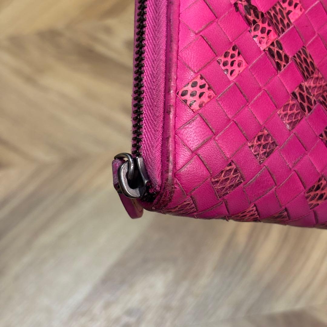 【美品】ボッテガヴェネタ ラウンドジップ アイヤーズ イントレチャート 長財布