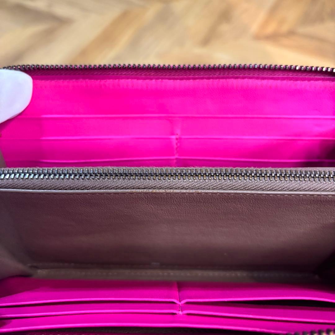 【美品】ボッテガヴェネタ ラウンドジップ アイヤーズ イントレチャート 長財布