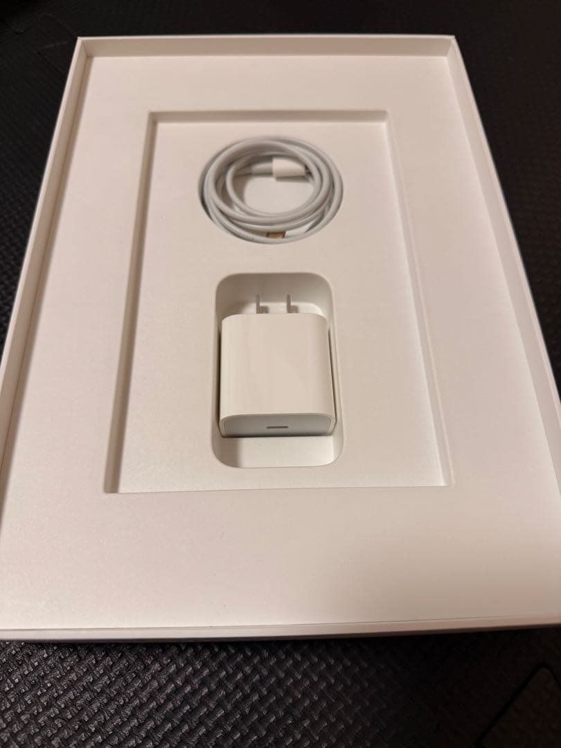 iPad Wi-Fi 32GB - ゴールド（第8世代）