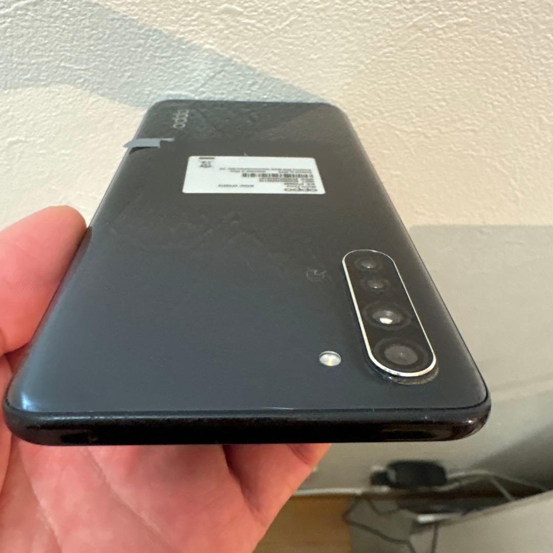 OPPO Reno3 A ブラック　箱付、保護ガラス1枚付　イヤホン、コードなし