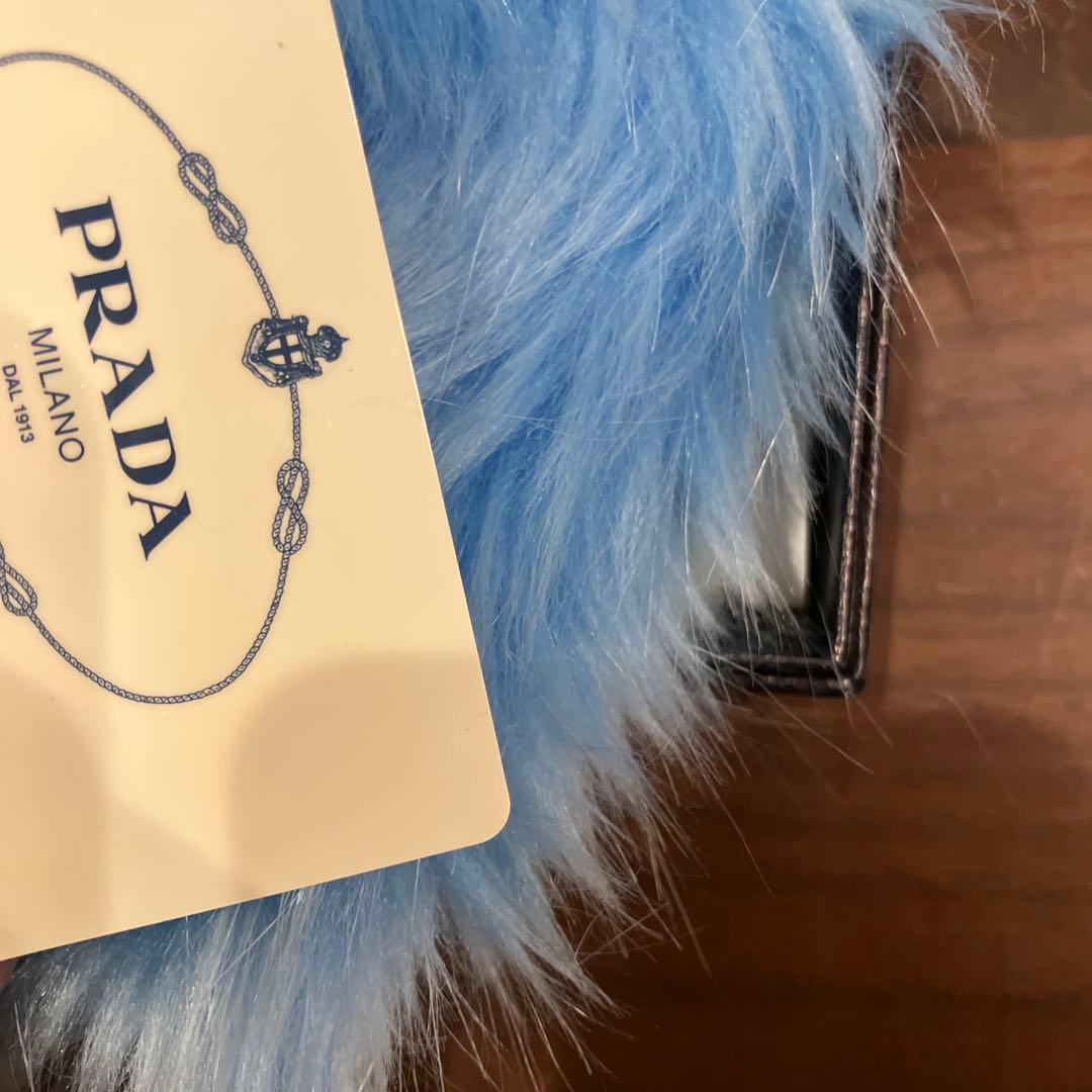Ｒ*Ｅ様 PRADA 水色 ファー ショルダーバッグ