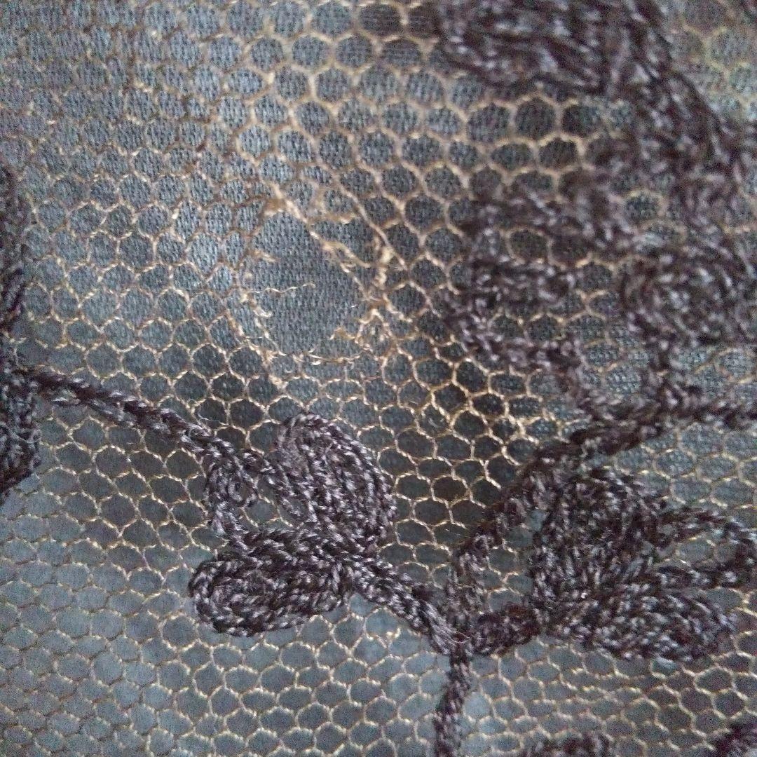 深まってゆく秋のためのミニカーテン アンティークブラックレースで ブライスにも