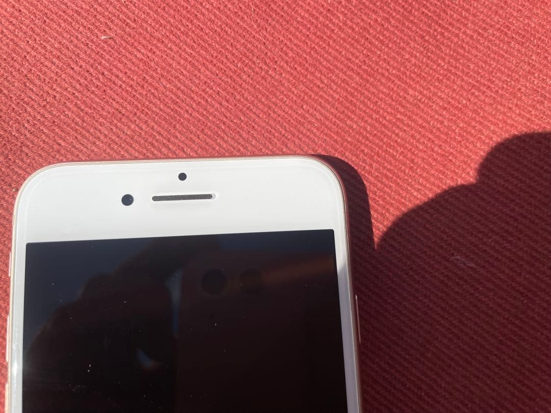 Apple iPhone 8 silver 本体