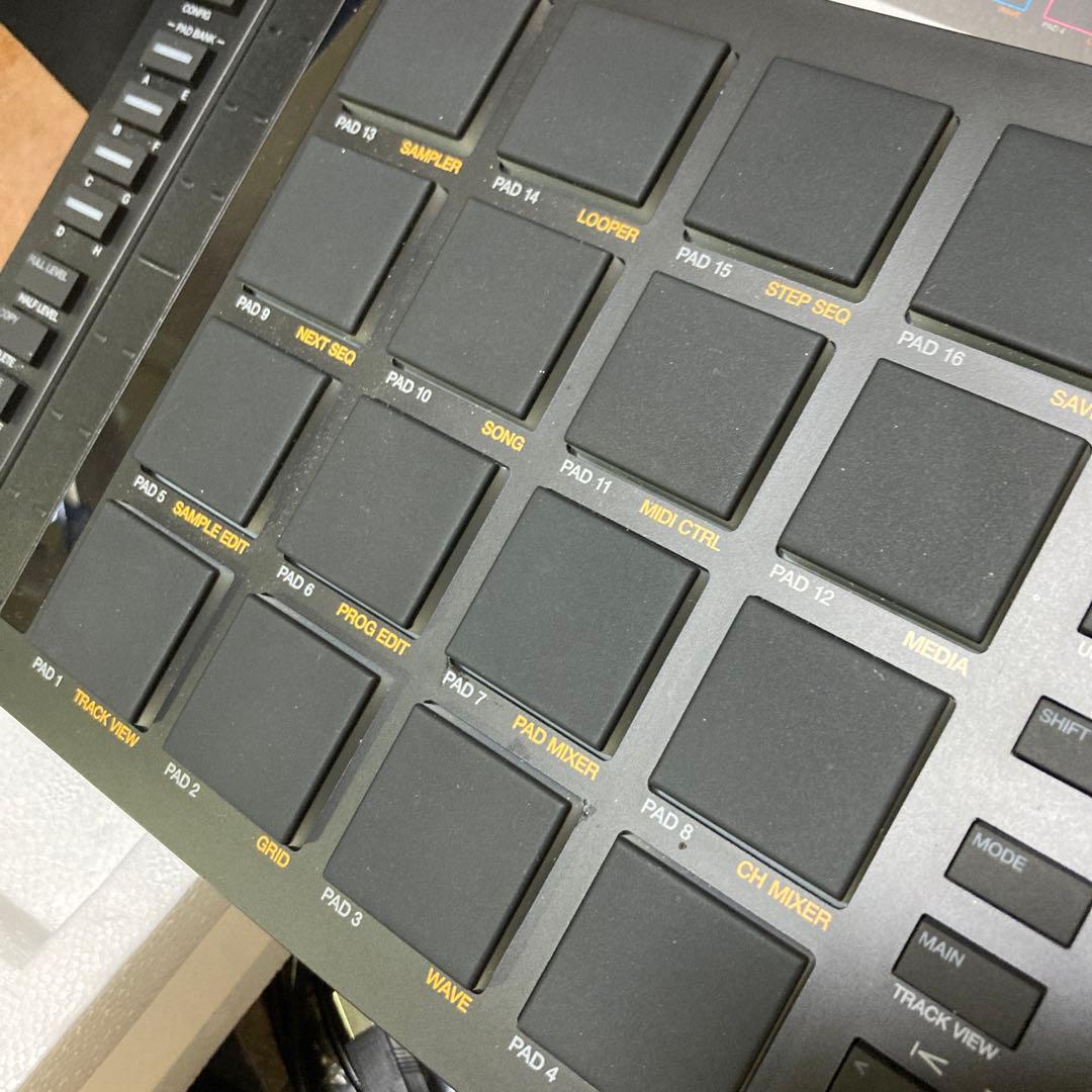 AKAI MPC STUDIO MIDIパッド