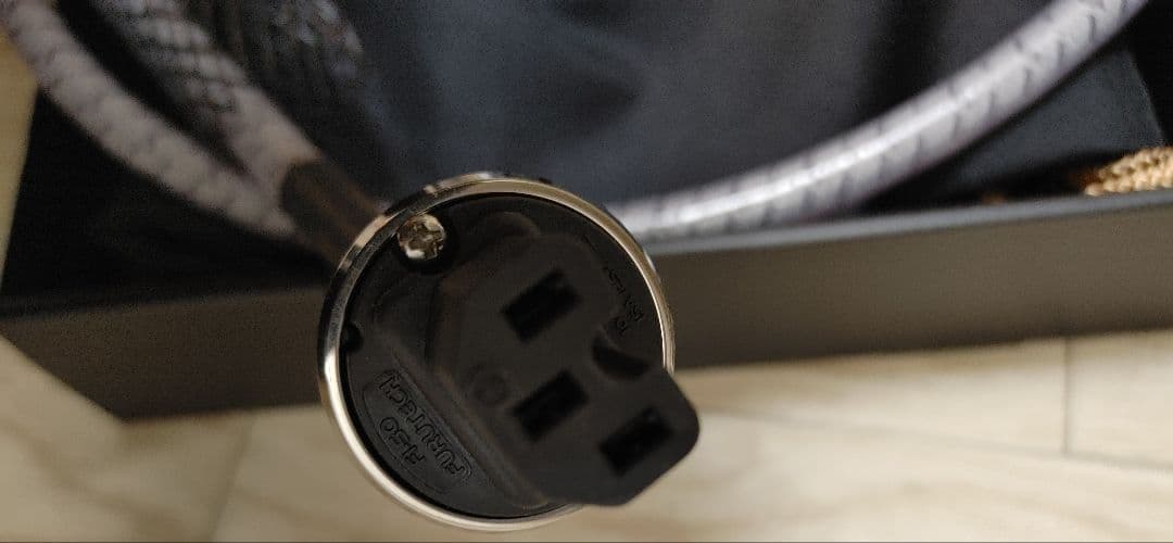 TIGLON TPL-3000 white tiger 1.8m 電源ケーブ