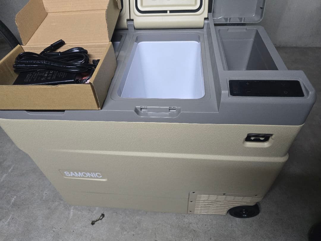 車載冷蔵庫 SAMONIC 55L　バッテリー付き