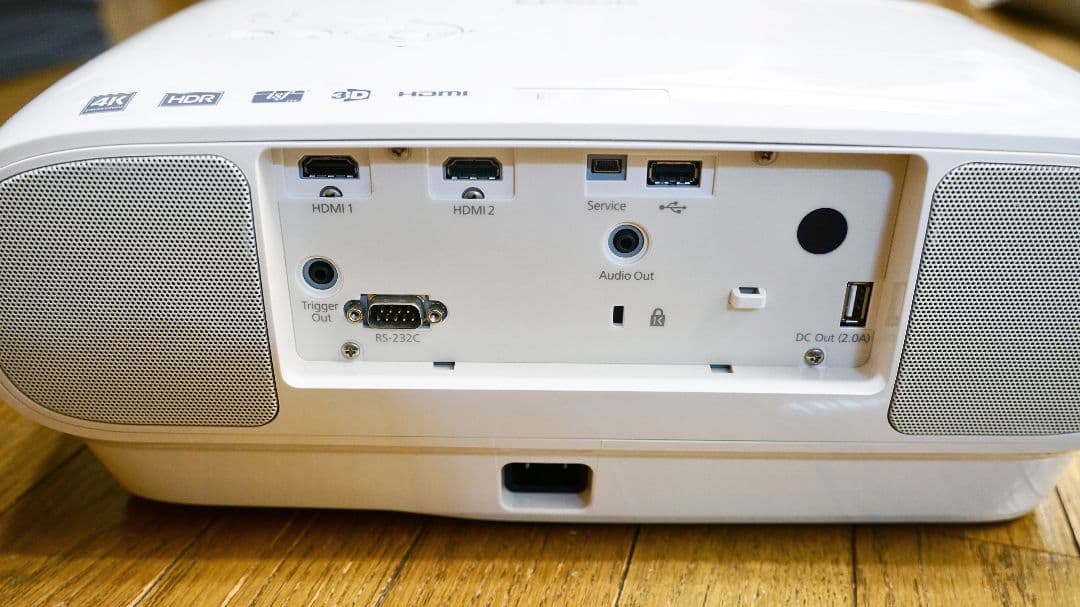 Epson EH-TW7100 プロジェクター