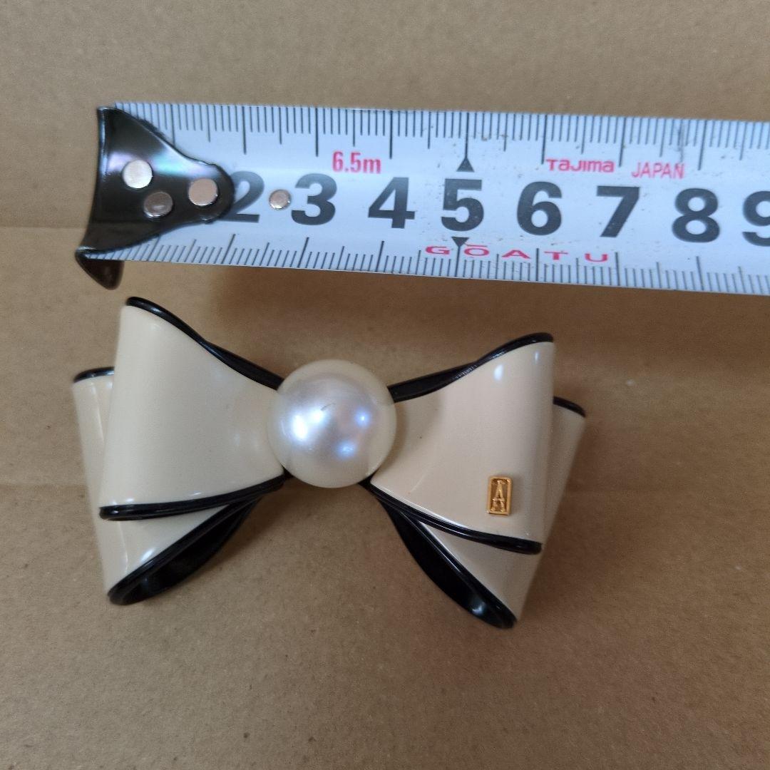 と*こ様 ALEXANDRE DE PARIS アレクサンドルドゥパリ 髪留め