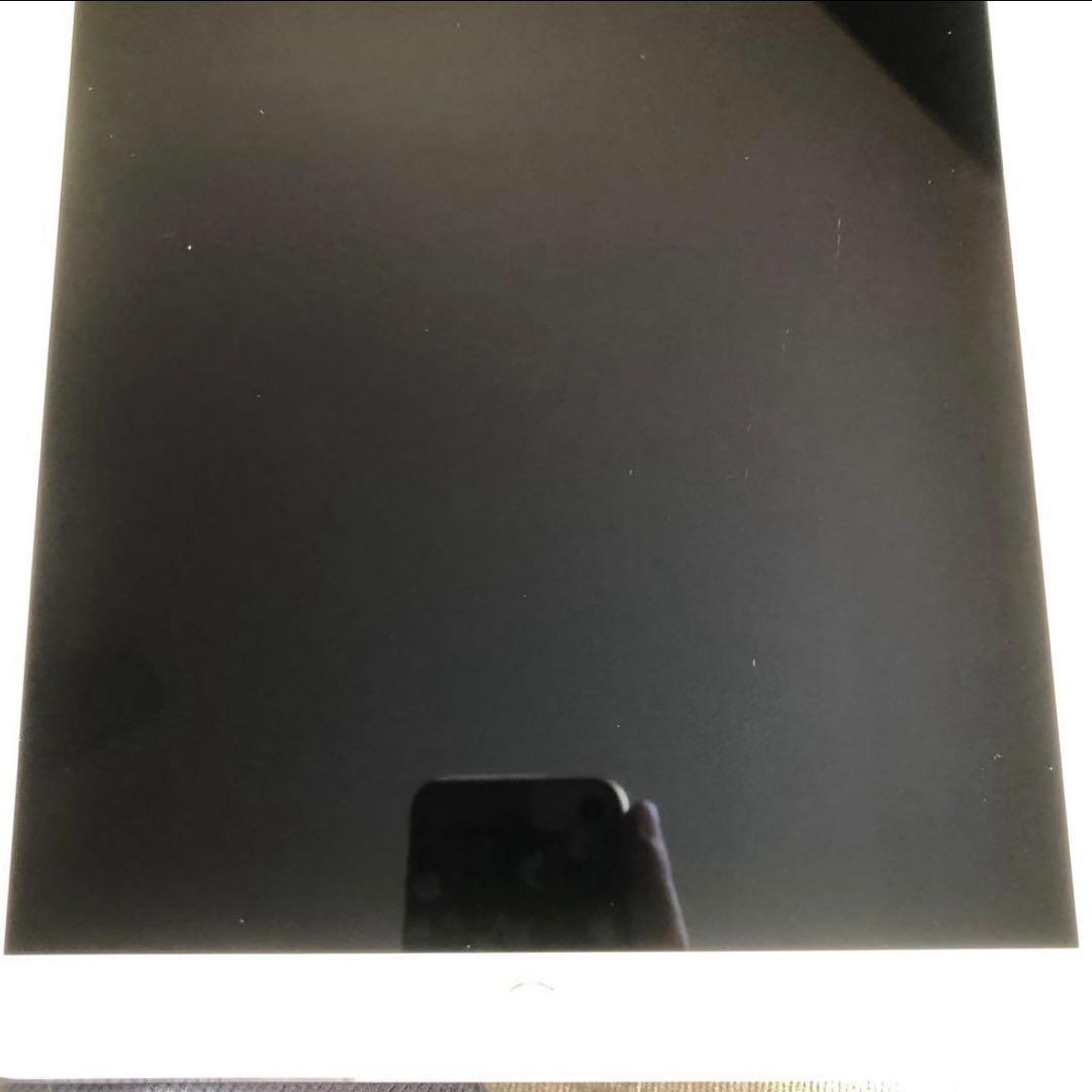 【早い者勝ち】iPad Pro 10.5 256GB SIMフリー【すぐ発送】