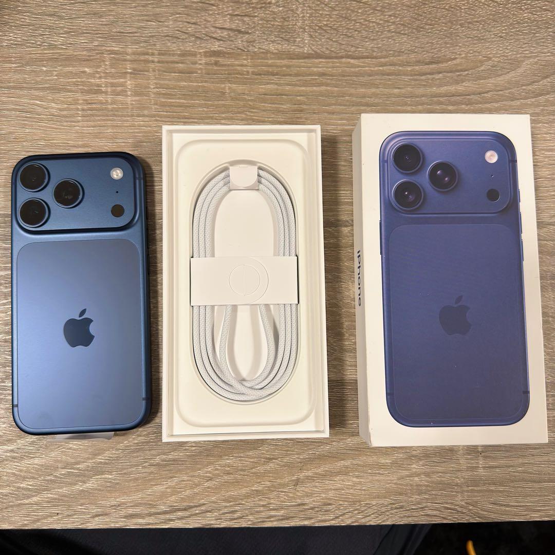 【新品】iPhone17Pro 256GB ブルー AC+盗難紛失付き