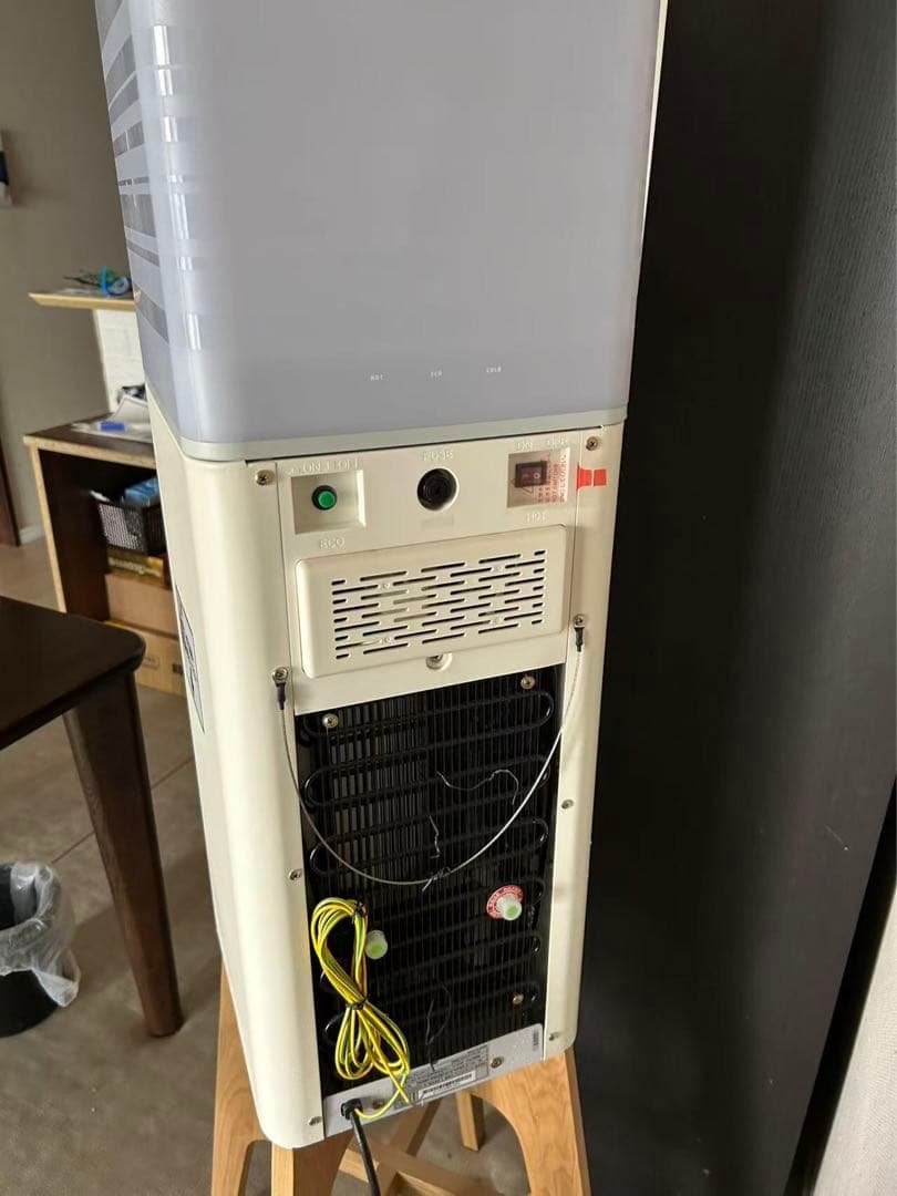 amadana×CLYTIAプレミアムウォーターサーバースタンド　年末最終値下げ