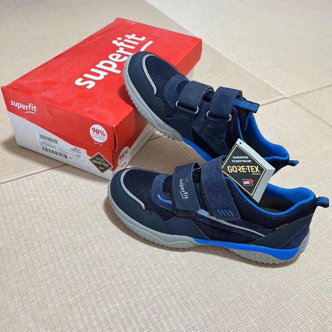 superfit GORE-TEX ベルト式キッズシューズ ネイビー/ブルー