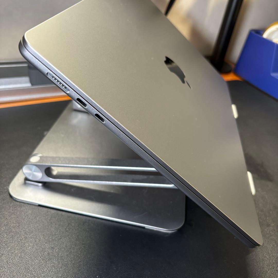 MacBookAir M2チップ 15インチ 整備済 美品