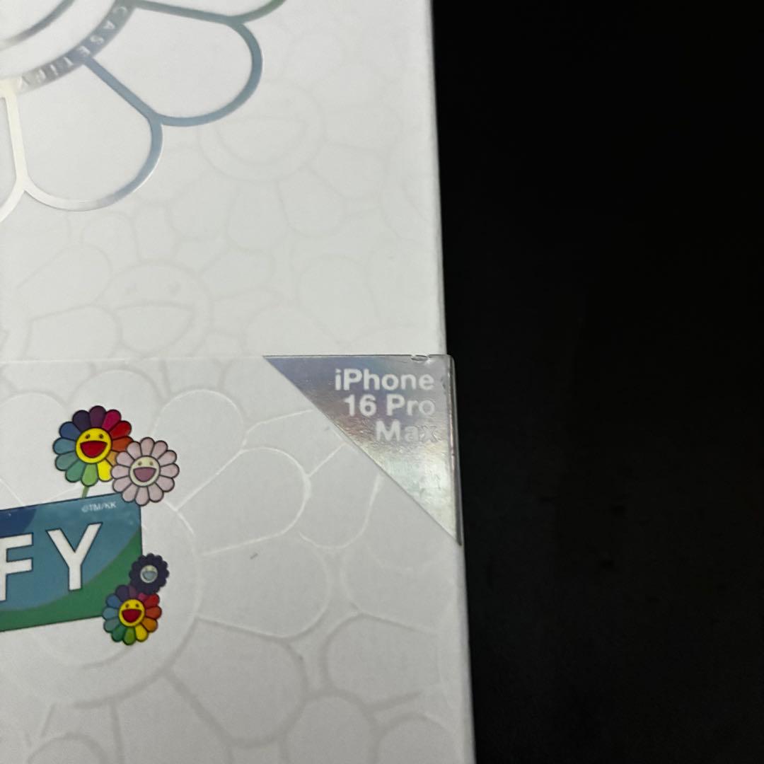 【村上隆 x CASETiFY】FLOWERS BLOOM フィギア PINK