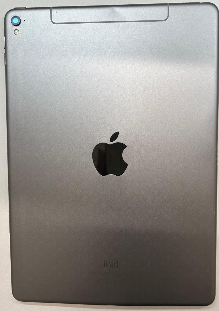 SIMフリー iPad Pro (9.7インチ) 128GB MLQ32J/A