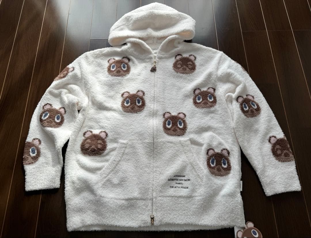 ジェラートピケ　あつまれ動物の森　パーカーとショートパンツ セット