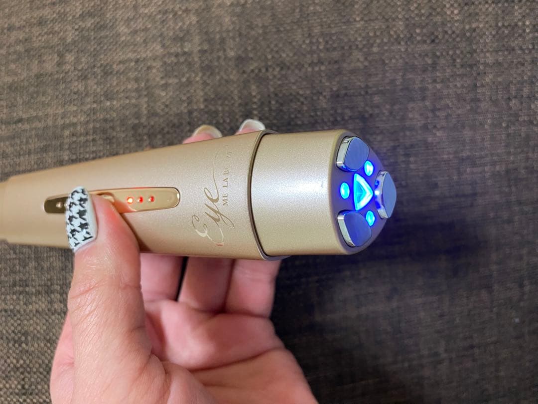 美品　ME ラボンアイ 目元マッサージ　目元用美顔器 IKKOさん　温感EMS