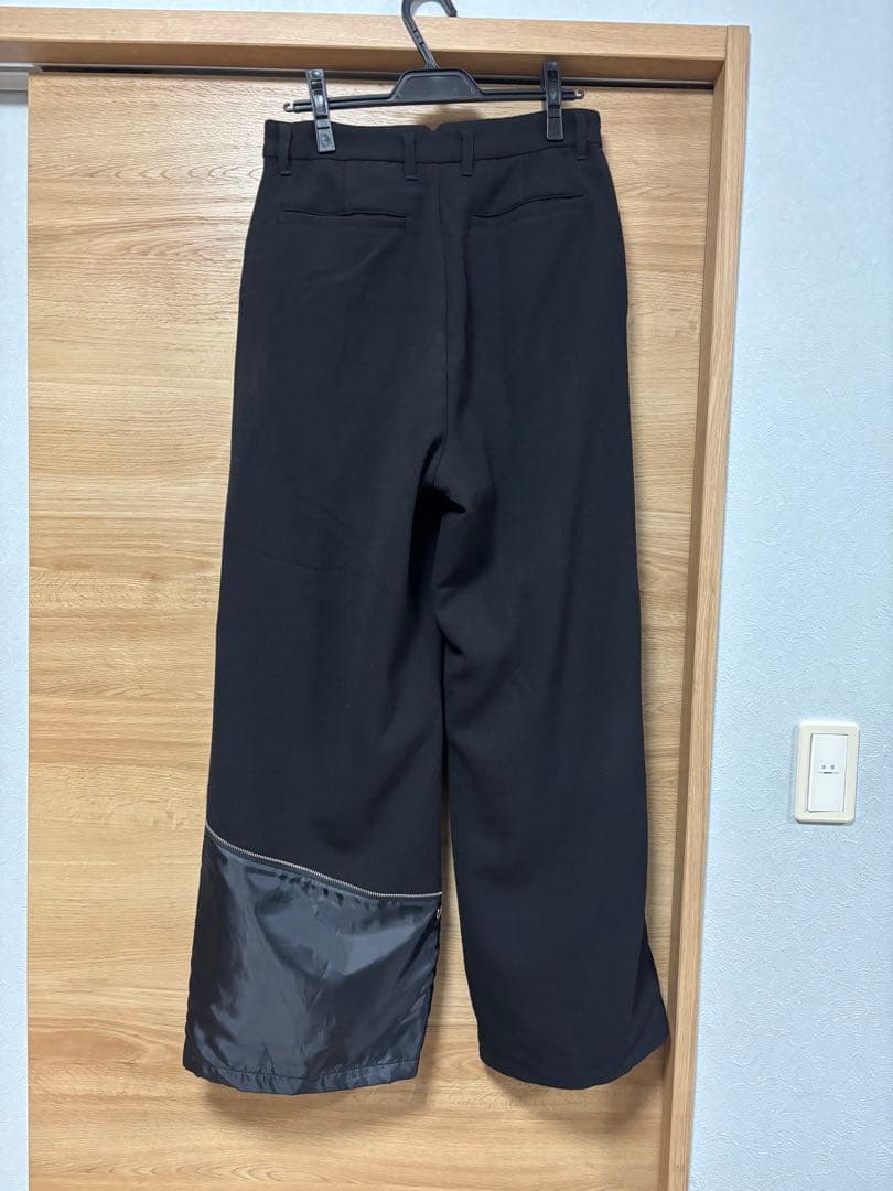 グランシーリバース レイヤードデザイン スラックス