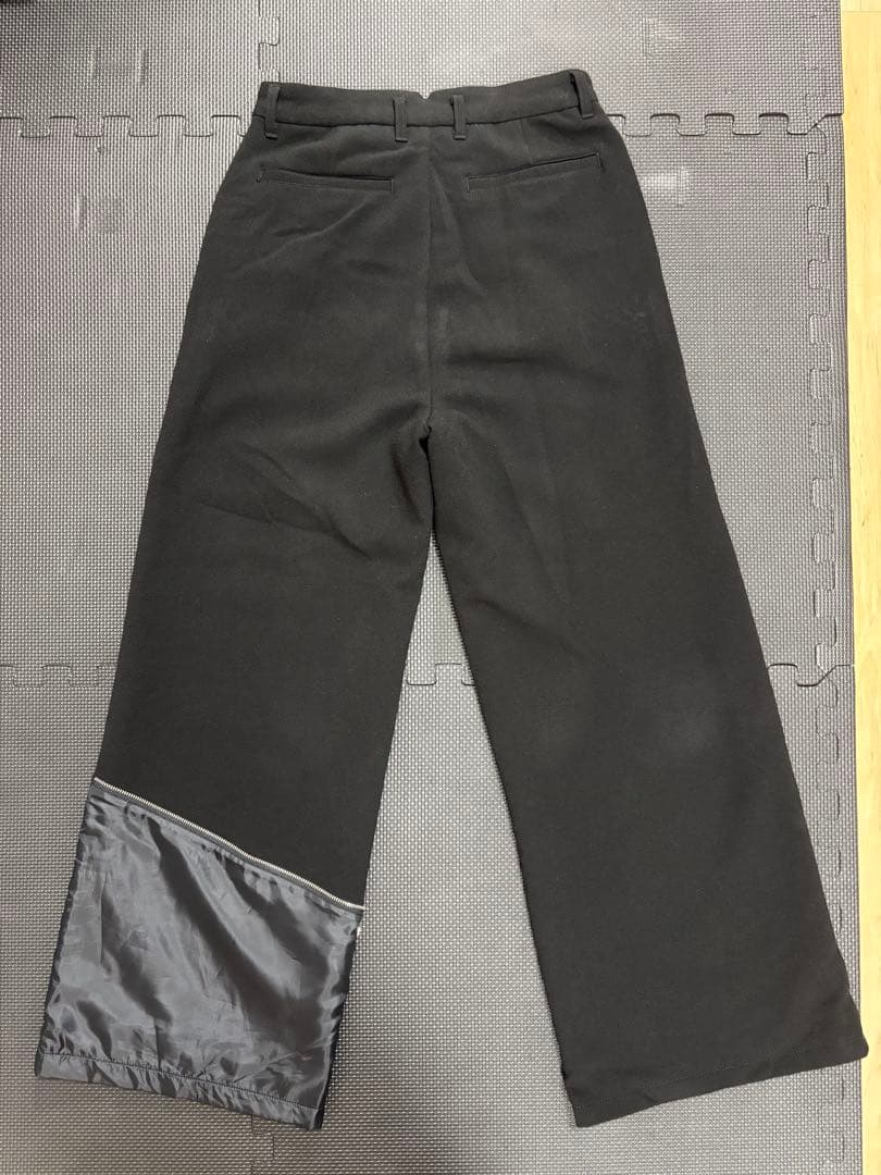 グランシーリバース レイヤードデザイン スラックス