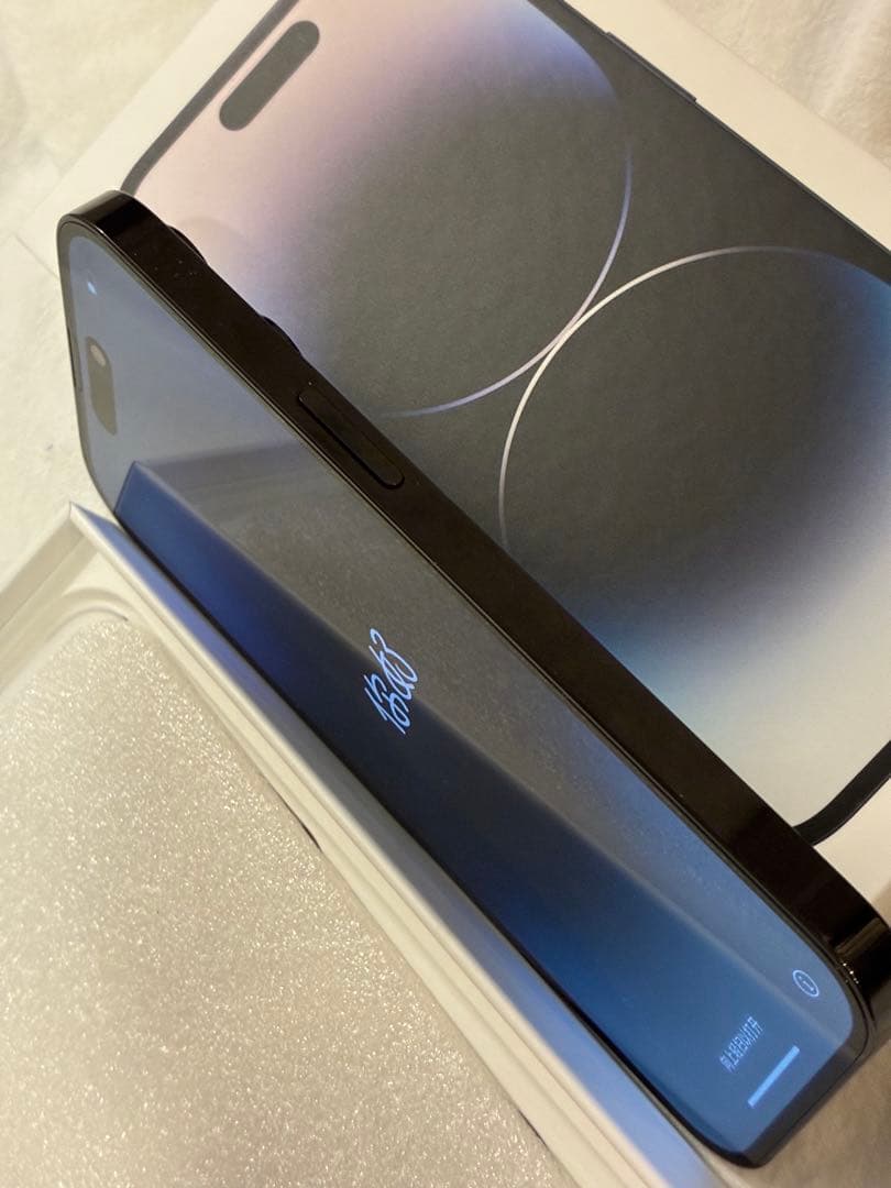 美品Apple iPhone 14 Pro 256GB バッテリー85%