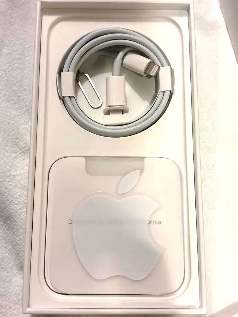 美品Apple iPhone 14 Pro 256GB バッテリー85%