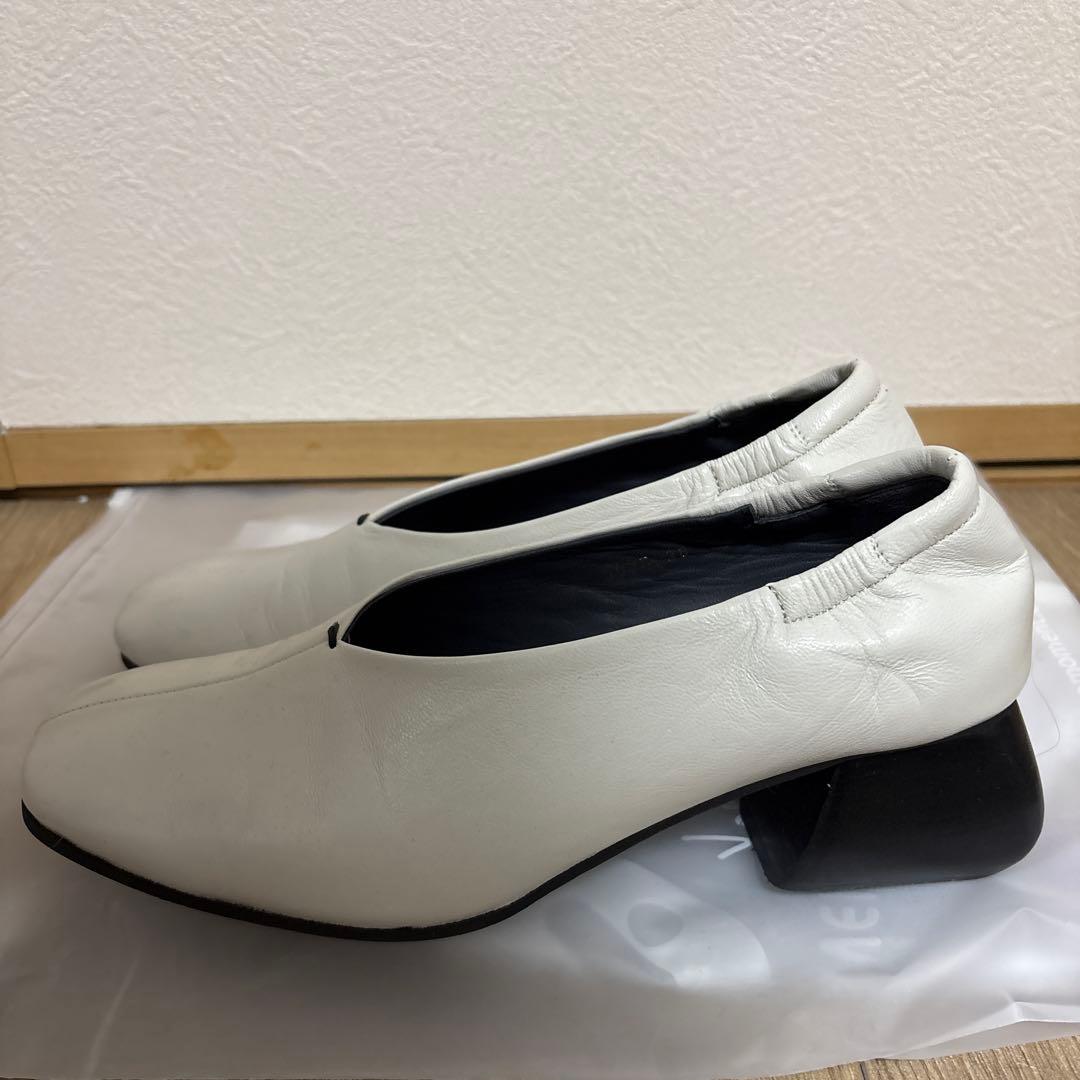 ホワイトローファー 中ヒール　ph7+