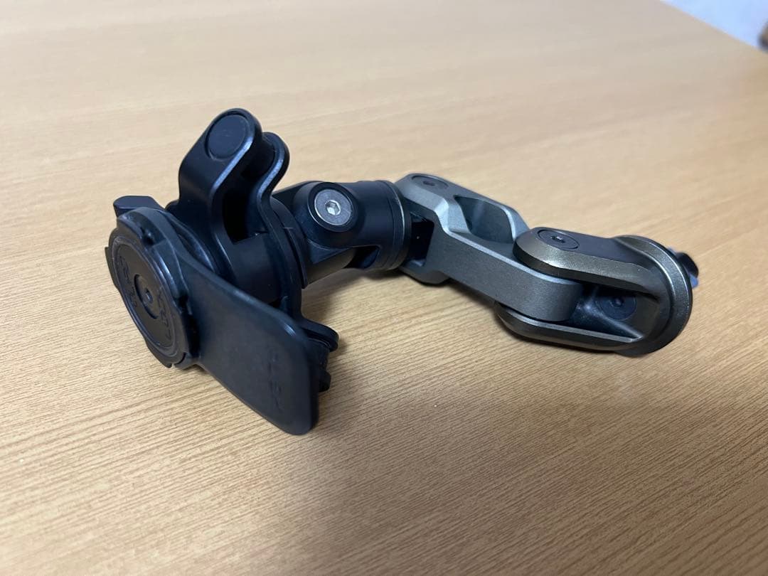 QUAD LOCK クアッドロック　マウント・衝撃吸収ダンパー