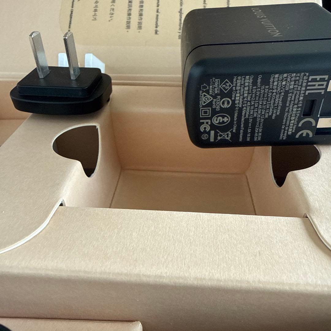 LOUIS VUITTON 充電器USBケーブル・スピーカーバッグ セット