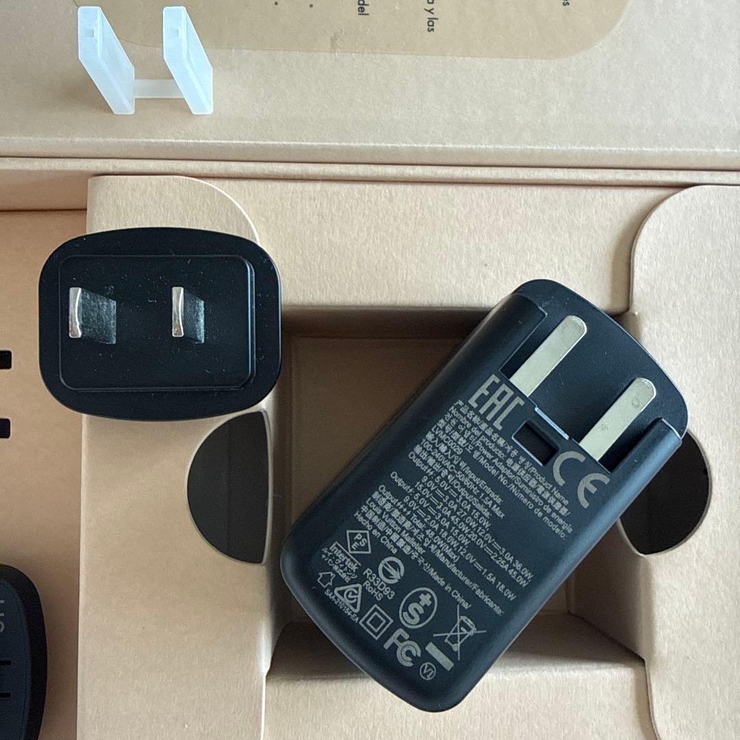 LOUIS VUITTON 充電器USBケーブル・スピーカーバッグ セット