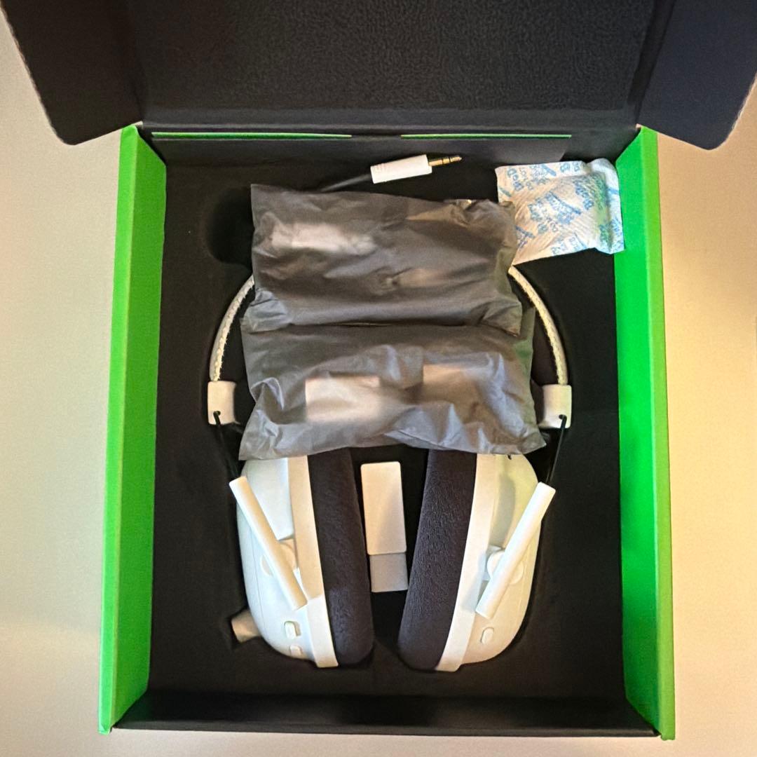 【値下げ交渉○】Razer BlackShark V2 Pro White