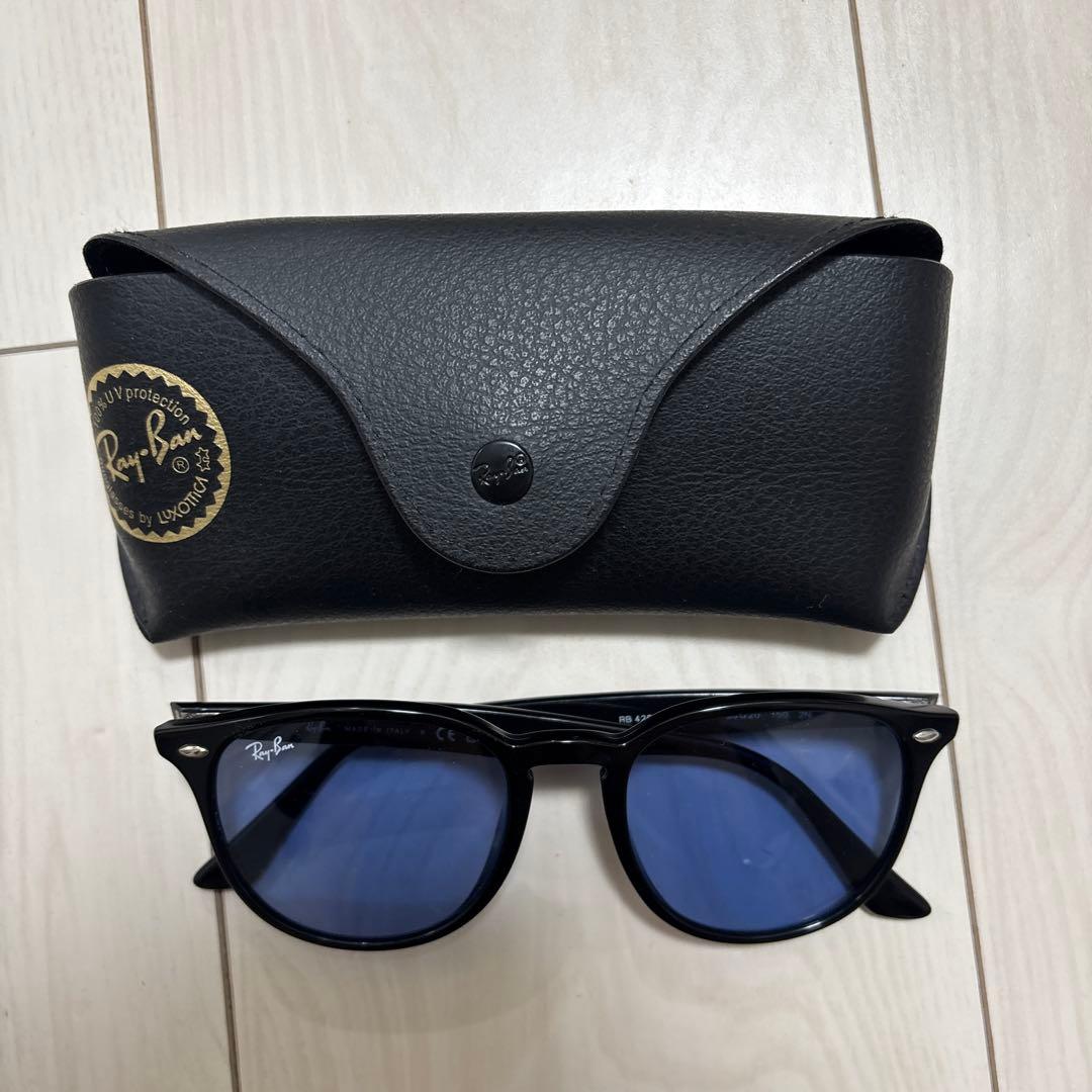 Ray-Ban ブルーサングラス ケース付き