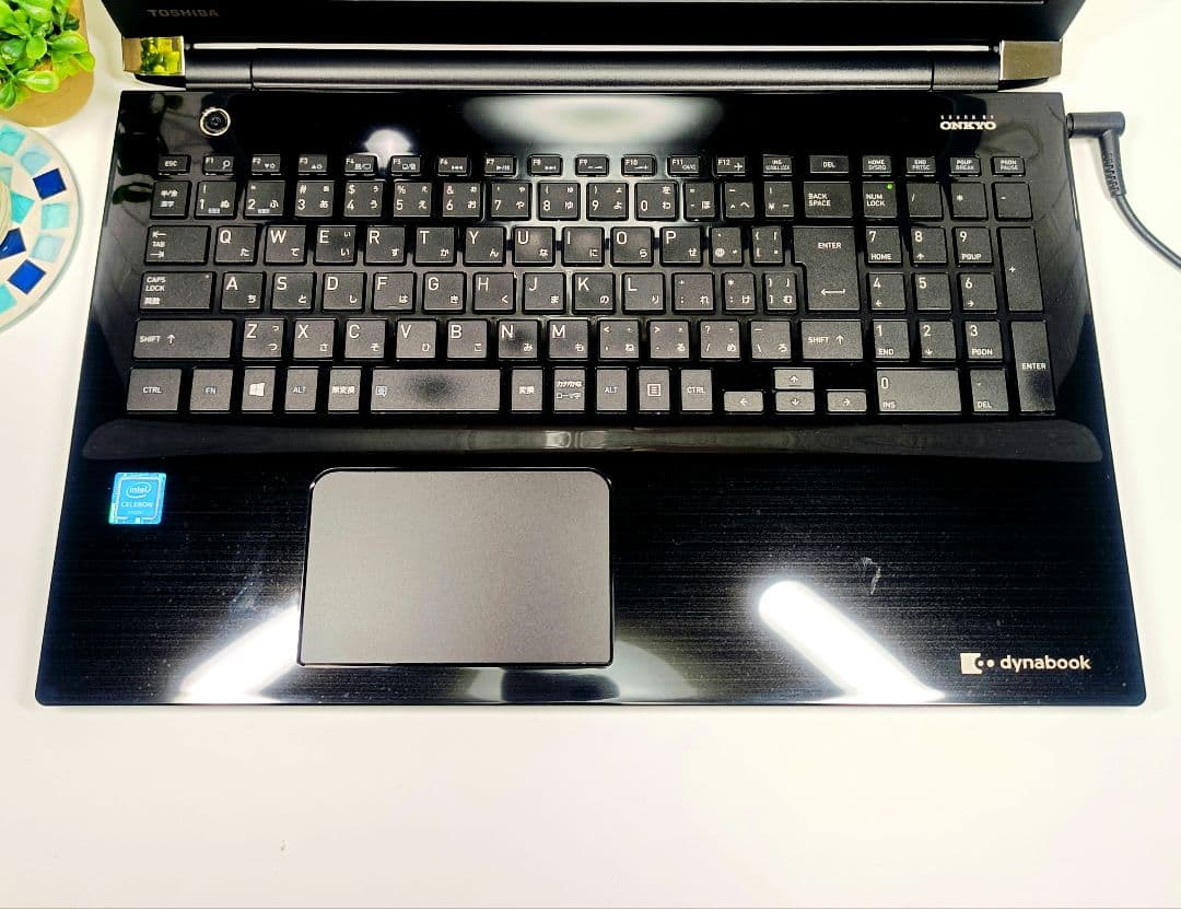 超大容量1TB‼️YouTube✨薄型✨カメラ付黒ブラックノートパソコン✨設定済