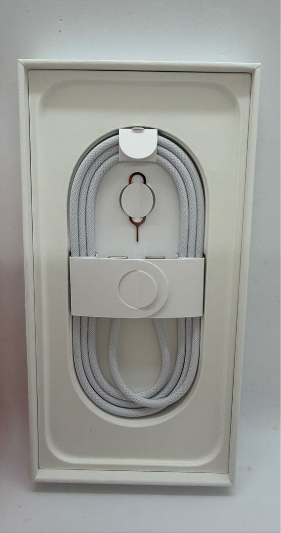 極美品iPhone 16 Pro Maxデザート256 GB バッテリー100%